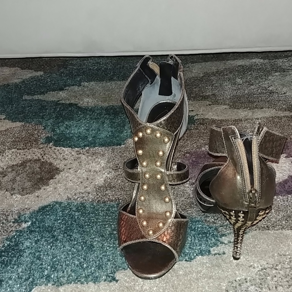 Guess Heels
